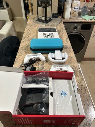 Nintendo Switch OLED + Accesorios