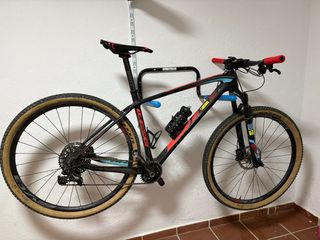 Bicicleta BH Ultimate MTB carbono