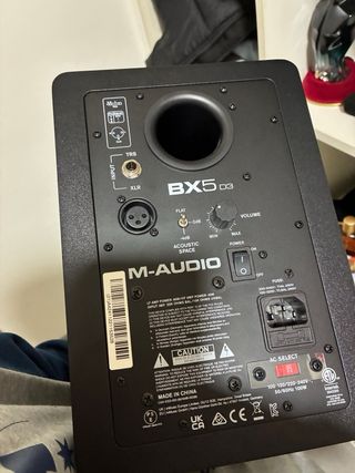 Monitores Audioengine Negro/Rosa