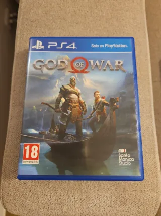 PS4 (Playstation 4) con 2 controller e giochi