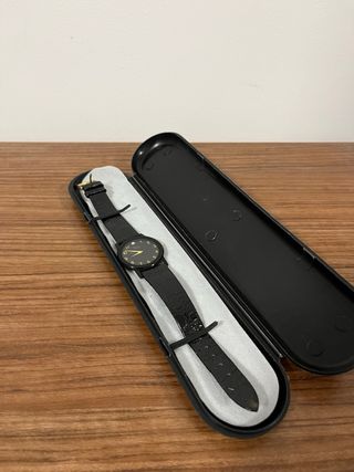 Reloj Vogue T.C.S. Negro y Dorado