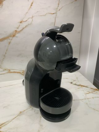 Cafetera Dolce Gusto Gris