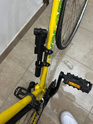 Bicicleta Urbana/Carretera Clásica Amarilla