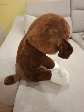 Peluche grande de perro