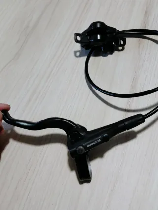 Frenos Hidráulicos Shimano MT400