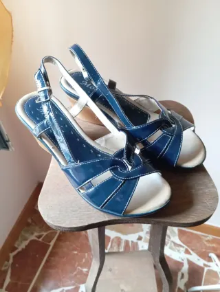 Sandali donna blu e beige