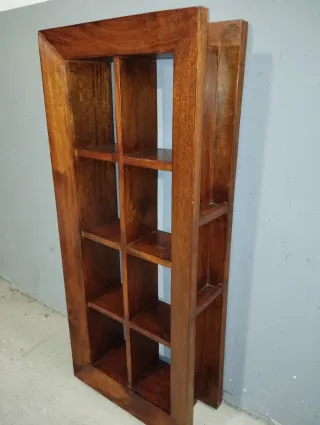 Estantería pequeña de teca americana