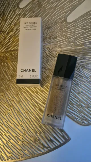 Chanel Les Beiges Eau de Teint Medium Plus