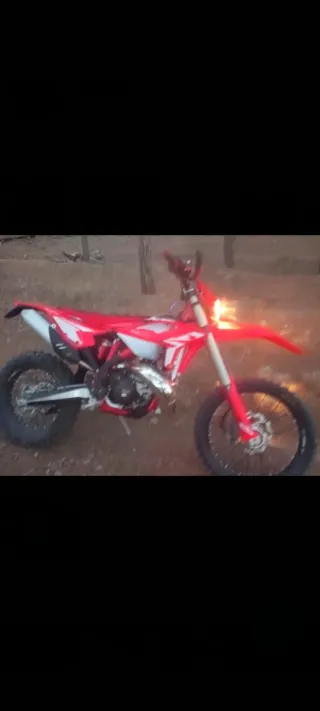 Beta 300 2024 Enduro Moto