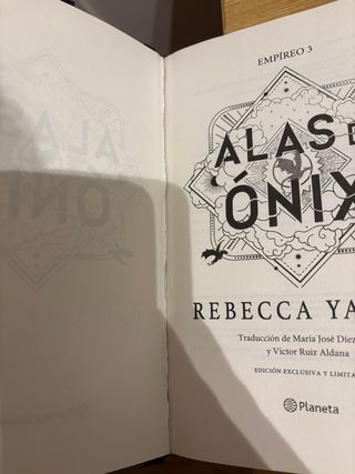 Libro Alas de Onix primera edición especial