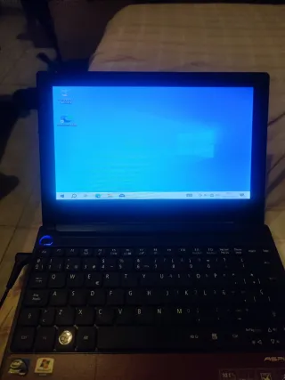 Portátil Acer 10.1 250GB RAM 2GB