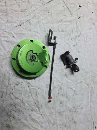 Cerradura asiento y depósito moto