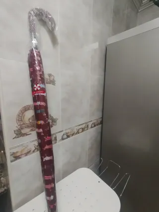 Paraguas Grande Perritos Burdeos 90cm