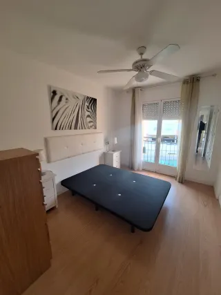 Somier Rígido Compacto Negro