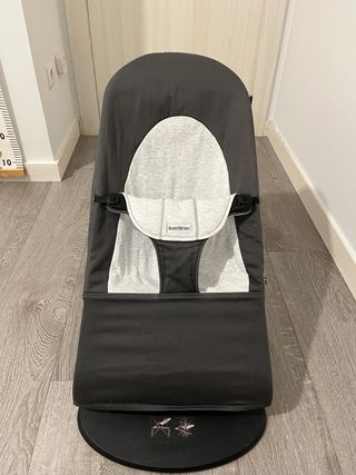 Hamaca BabyBjörn plegable con juguete