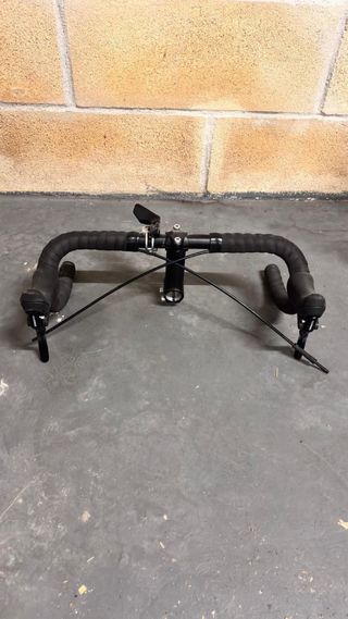 Bicicleta Gris con 2 Manillares