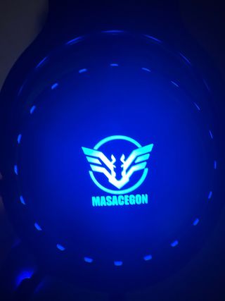 Auriculares gaming con micrófono y luces. 3 usos