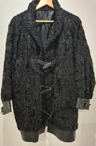 Abrigo mujer astracán Chateau Noirot negro