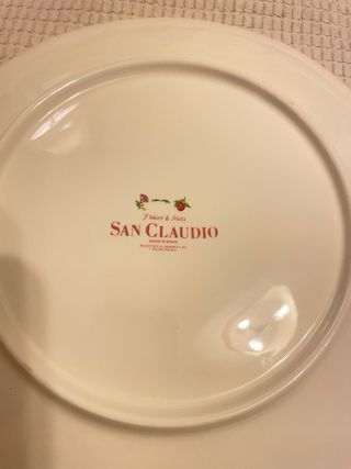 Fuente San Claudio Flores y Frutas