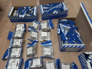 Mecanismos eléctricos Panasonic nuevos