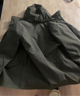Chaqueta Timberland Verde Militar Usado solo 4 vec