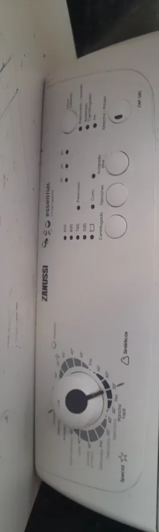 Lavadora Zanussi Essential ZWP580