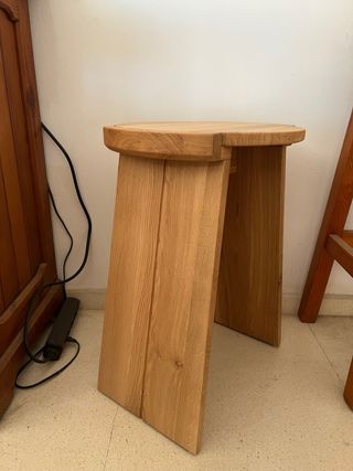 Mesita rinconera roble macizo