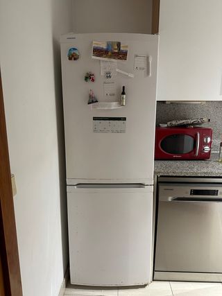 Nevera blanca Ansonic