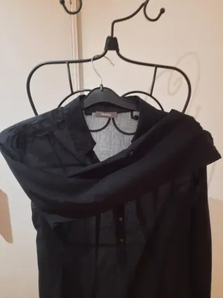 Camisa negra manga larga