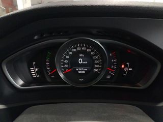Volvo V40 Momentum