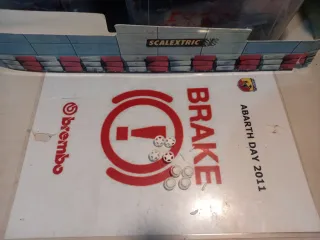 8 Tapacubos Avant Slot 12mm