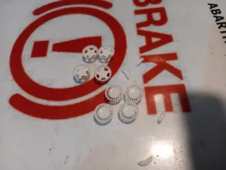 8 Tapacubos Avant Slot 12mm