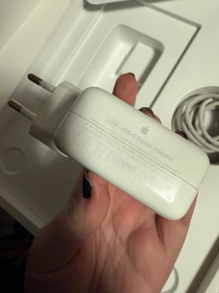 MacBook Air 13 M2 2022 Plata con garantía