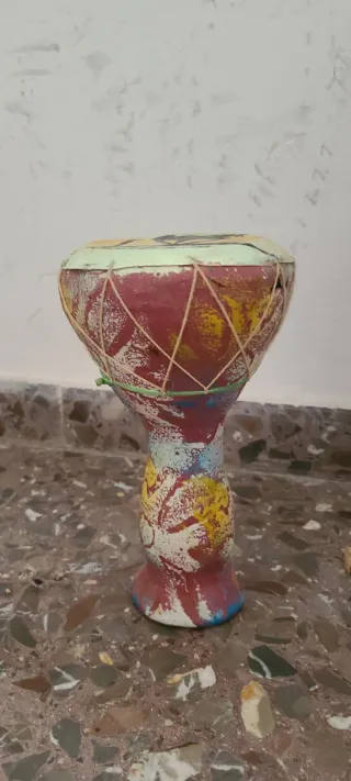 Timbales de percusión decorados