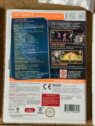 Nintendo Wii Roja Completa + 5 Juegos