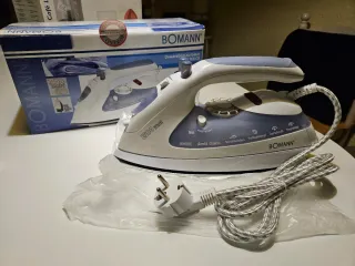 Plancha de vapor Bomann 2500W