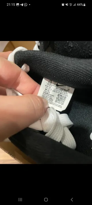 Nike Air Force 1 Lv8 Negras