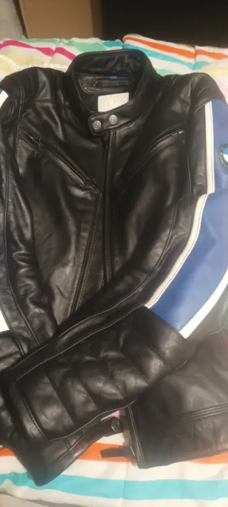 Chaqueta de cuero BMW Moto.