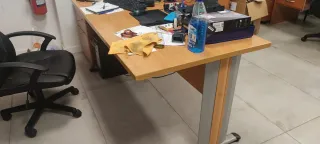 Mueble de oficina de madera