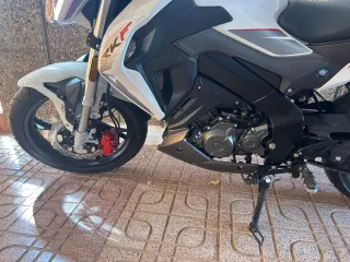 Moto 125cc Naked Blanca