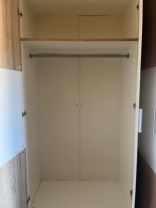 Armario 4 puertas madera y blanco