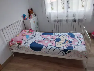 Camas infantiles extensible IKEA con colchón