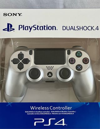 Mando PS4 Plateado