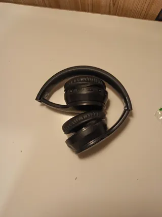 Cascos de música potentes negros