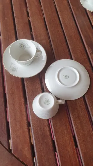 Juego 4 tazas café vintage, azucarero y jarra