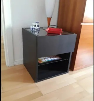 Mesita auxiliar Ikea negra