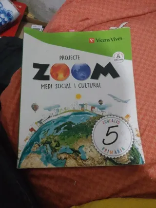 MEDI 5 SOCIAL I CULTURAL (ZOOM) (Catalan Edition)
