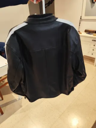 Chaqueta de cuero moto hombre