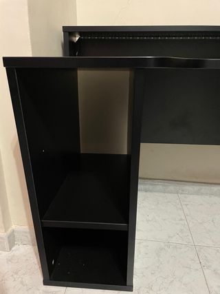 Escritorio negro 160cm con estantes