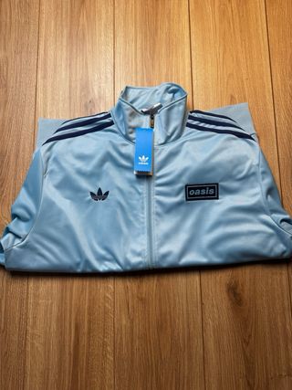 Chaqueta Oasis x Adidas Talla S